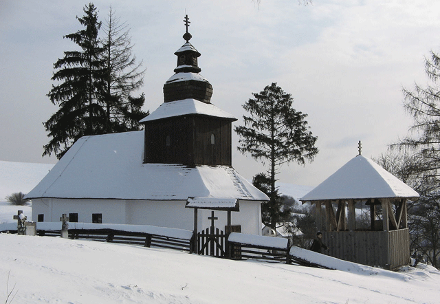 Kalna Roztoka Holzkirche Winter